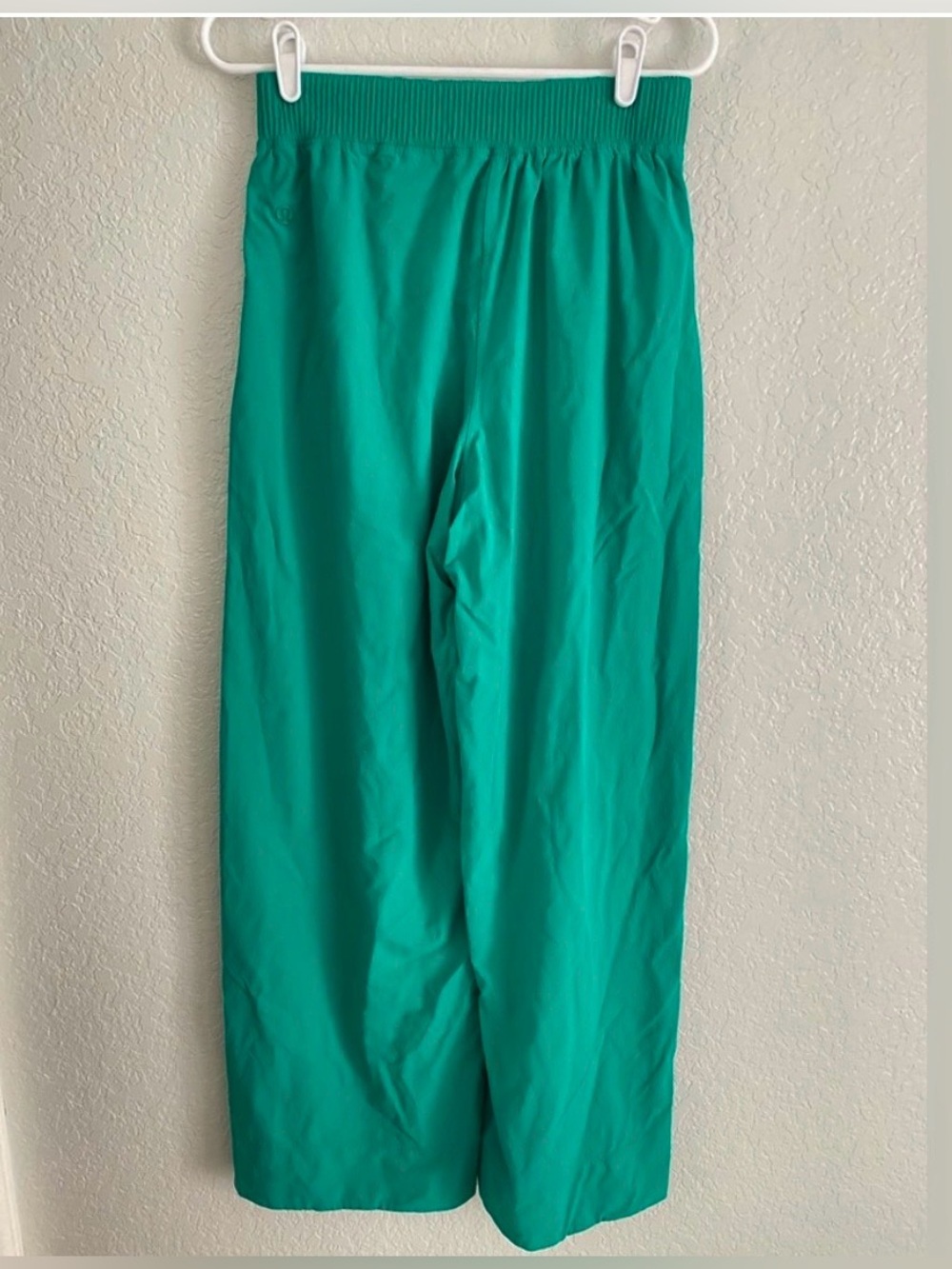 Womens LULULEMON High Waist Wide Leg Pants, sz Medium